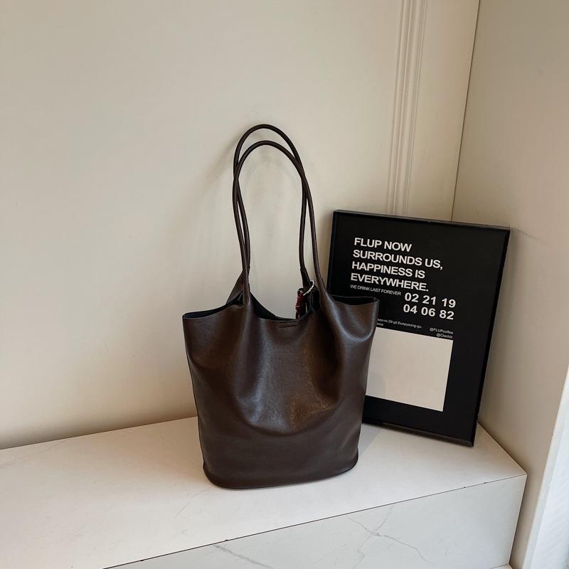 

Женская ретро сумка-ведро на плечо - Дизайн Осень/Зима