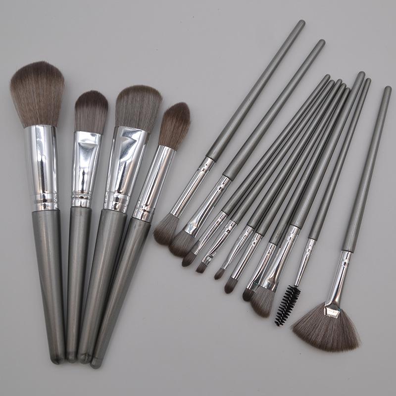14-Piece Makeup Brush Set: Soft Brushes for Powder, Eyeshadow, Blush, and Highlight - Perfect for Beginners