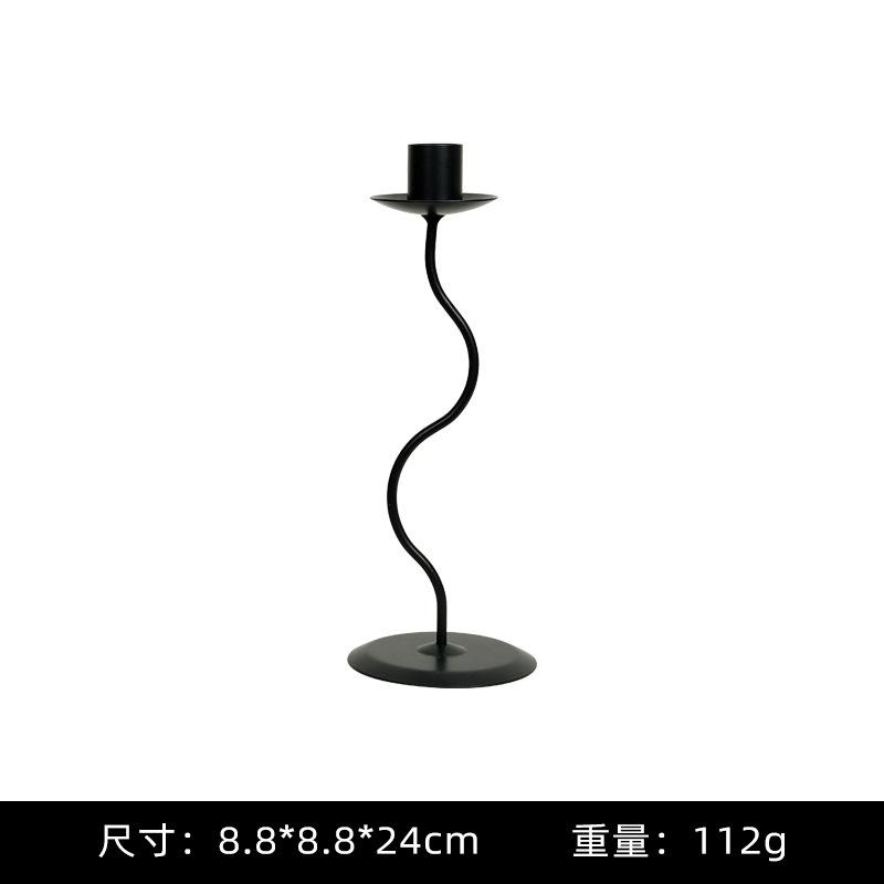 European Simple Metal Black Curved Candle Holder Creative Retro Wrought Iron Room Home Decoration Desktop Candle Stick Stand
