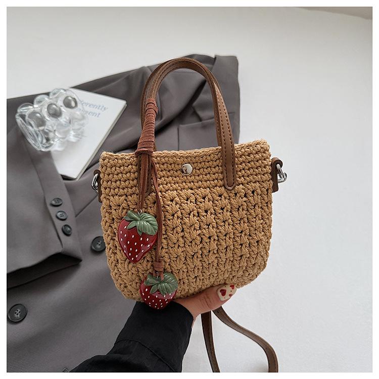 Seaside Vacation Shoulder Messenger Bag 2025 Summer New Simple Niche Hollow Woven Small Square Bag Women
