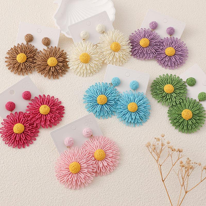 Boucles d'oreilles Tournesol avec une Sensation Haut de Gamme Boucles d'oreilles en Paille de Raphia Tissées à la Main Accessoires de Mode