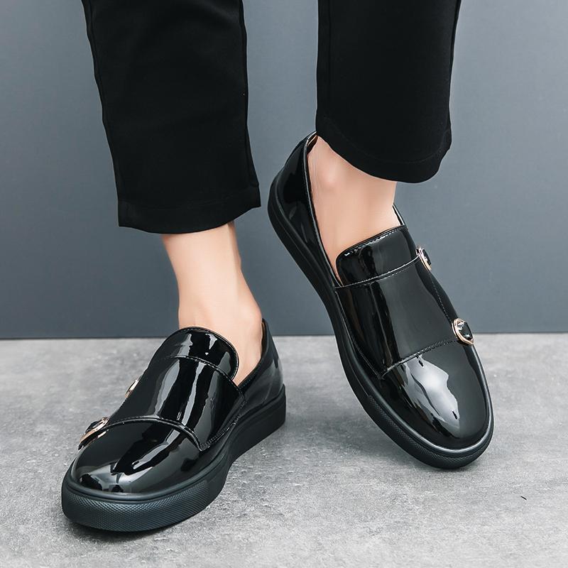 Casual patent leather men's loafers New trendy design style Leisure Outdoor Party Office driving Classic Black Adult flat shoes