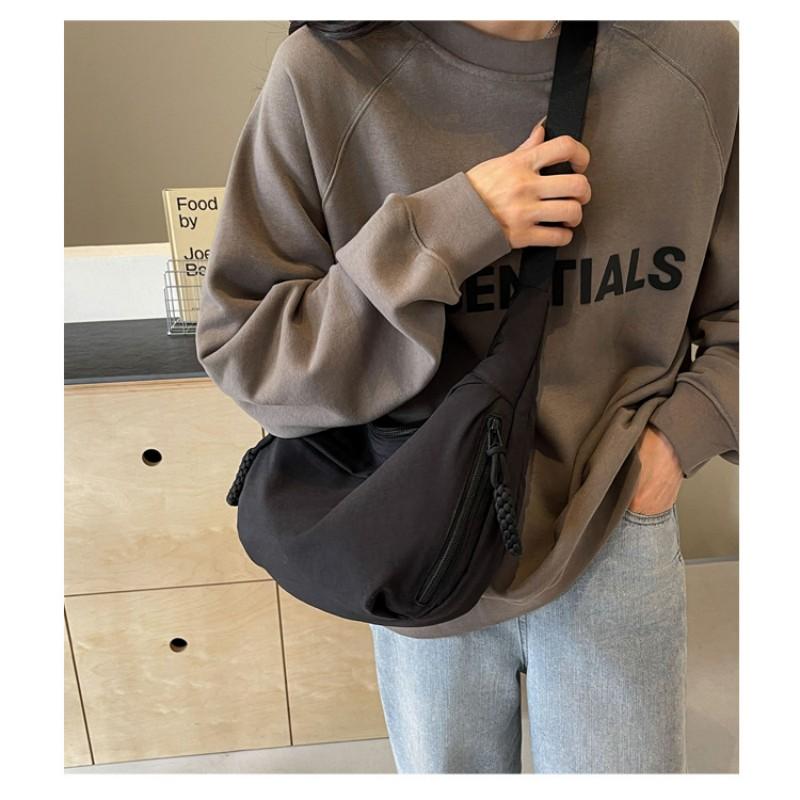 Halbmond-Tasche für Damen Herren Nyl Umhängetaschen Mehrere Taschen Schulter-Umhängetasche Leichte Nyl Knödeltasche Trend Umhängetasche