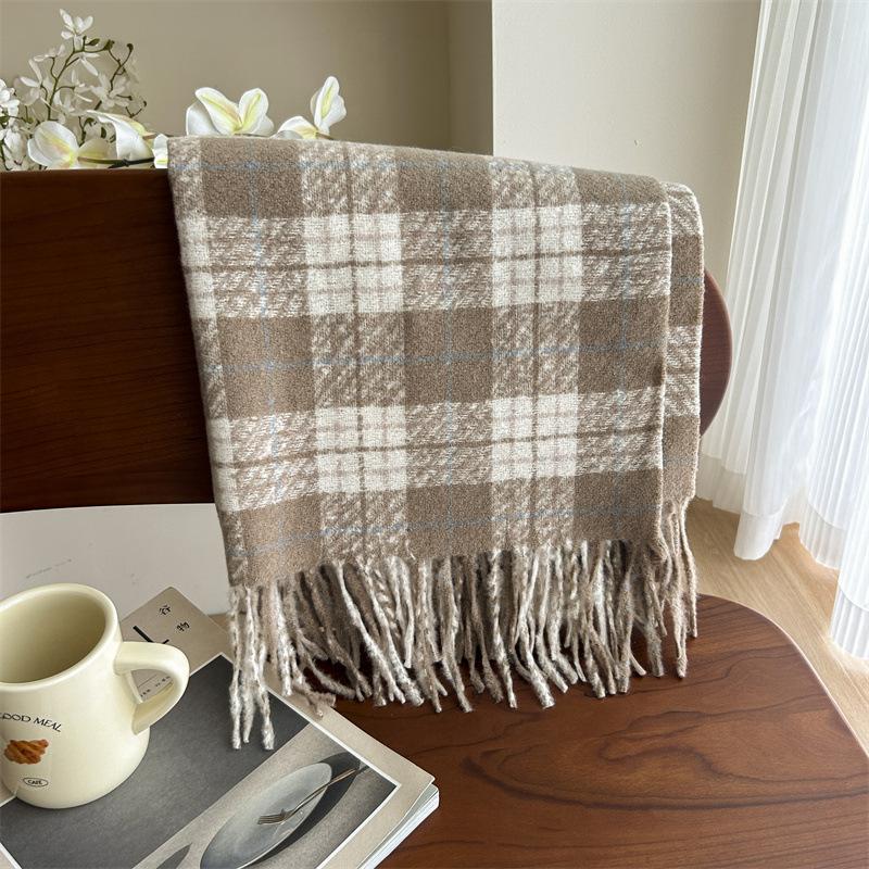 Versatile Imitation Cashmere Tassel Soft And Sticky Plaid Scarf For Women'S Winter Luxury New Fashionable Thickened Warm Shawl