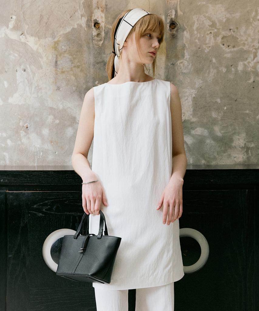 Artid Crease Boatneck Mini Dress_White