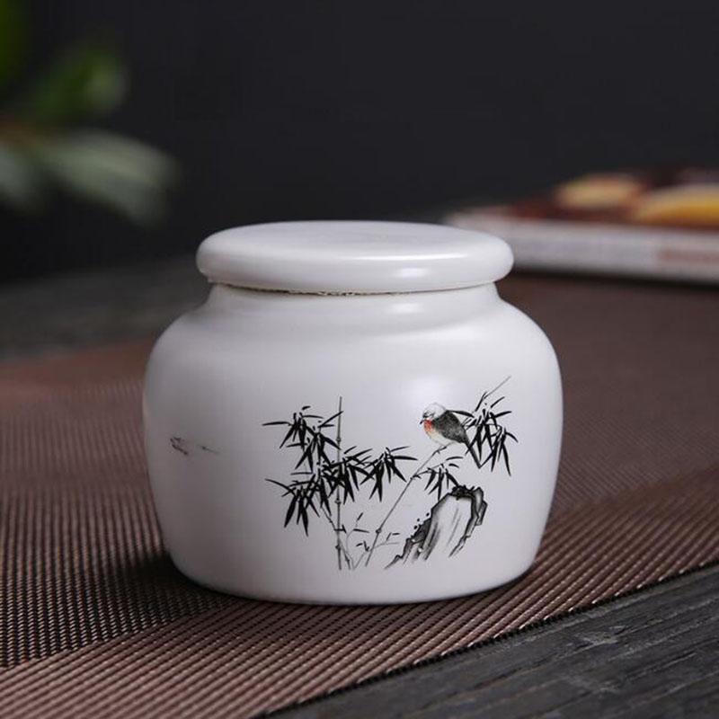 Porcelain White Color Chinese Style Lotus Pattern Sealed Storage Tea Jar Travel Easy to Carry Power Spice Tea Box Teaware
