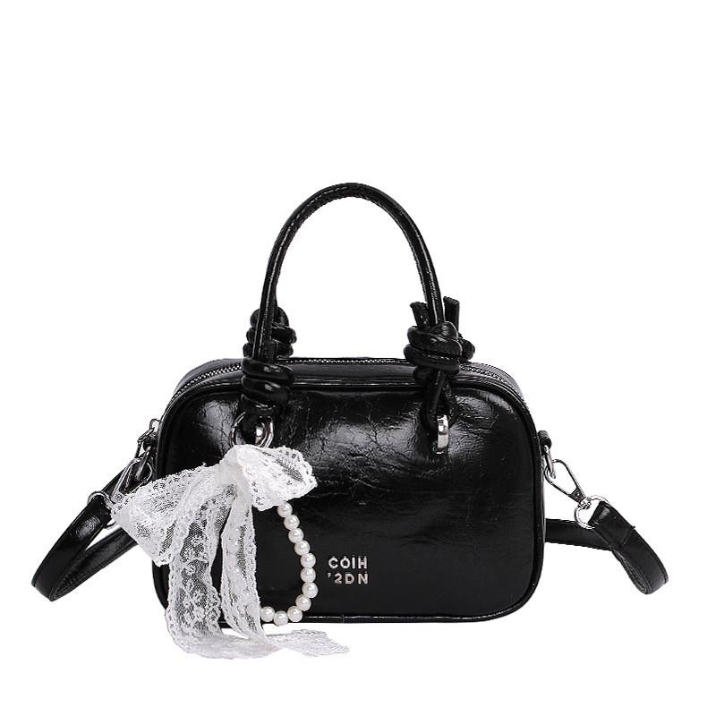 

Elegant Pu Mini Square Bag With Lace Bow And Artificial Pearl Decor For Office And Casual Outings чорний