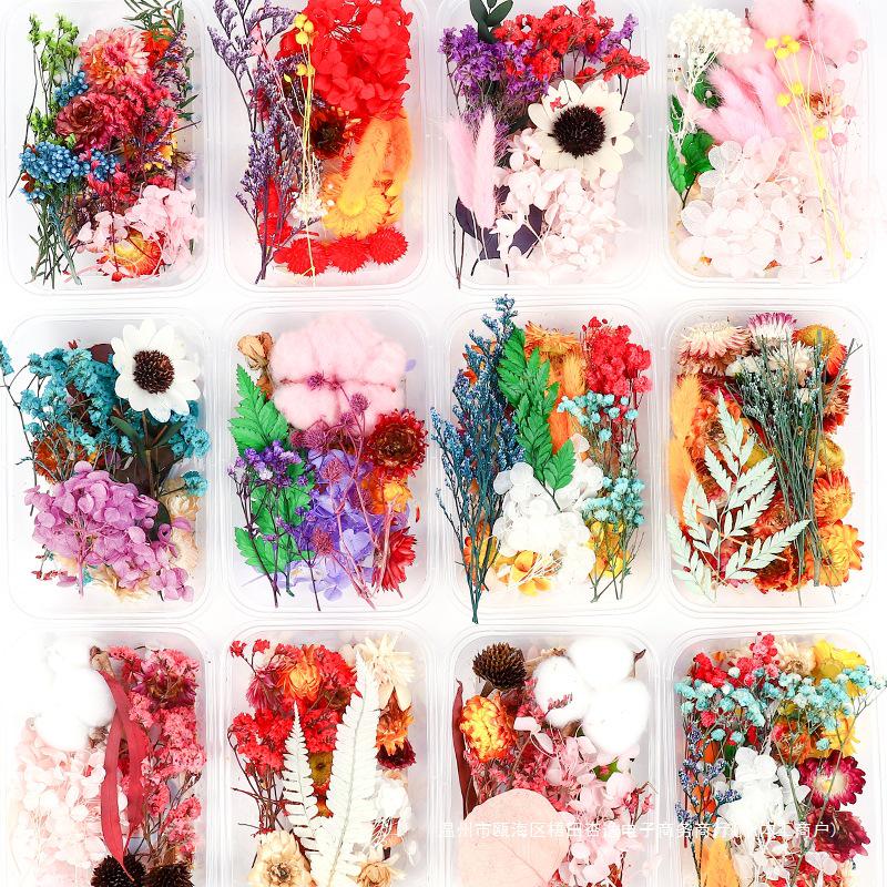 Eternal Dried Flower Photo Frame Decoration – Handmade Air-Dried Bouquet Ornament for March 8th