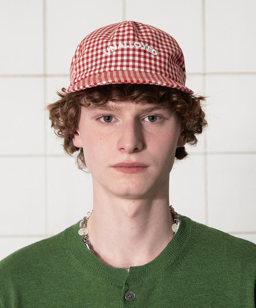 UNALLOYED Logo Gingham Check Cap / Red