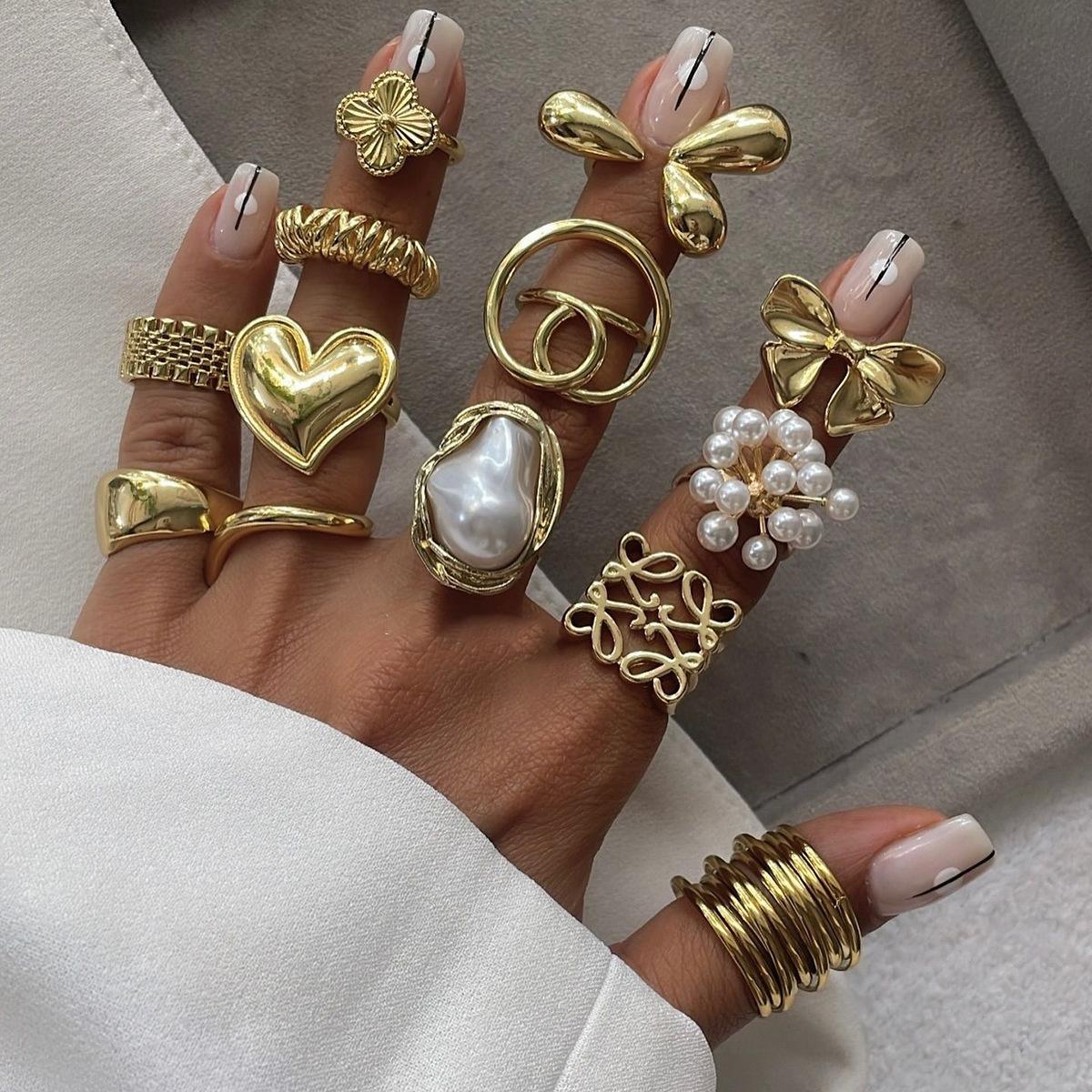 Women s ring set European and American imitation pearl jewelry retro light luxury high-end love bow ring