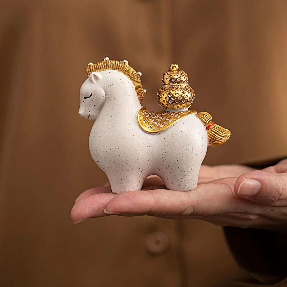 Horse Mascot Horse Figurine Resin Zodiac Horse Ornaments Cute Horse Miniature  Office