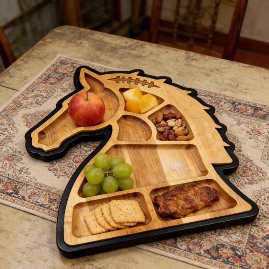 Wooden Horse Shaped Food Platter Rustic Horse Head Serving Tray Farmhouse Charcuterie Board with Multiple Compartments for Cheese Meats Fruits Nuts