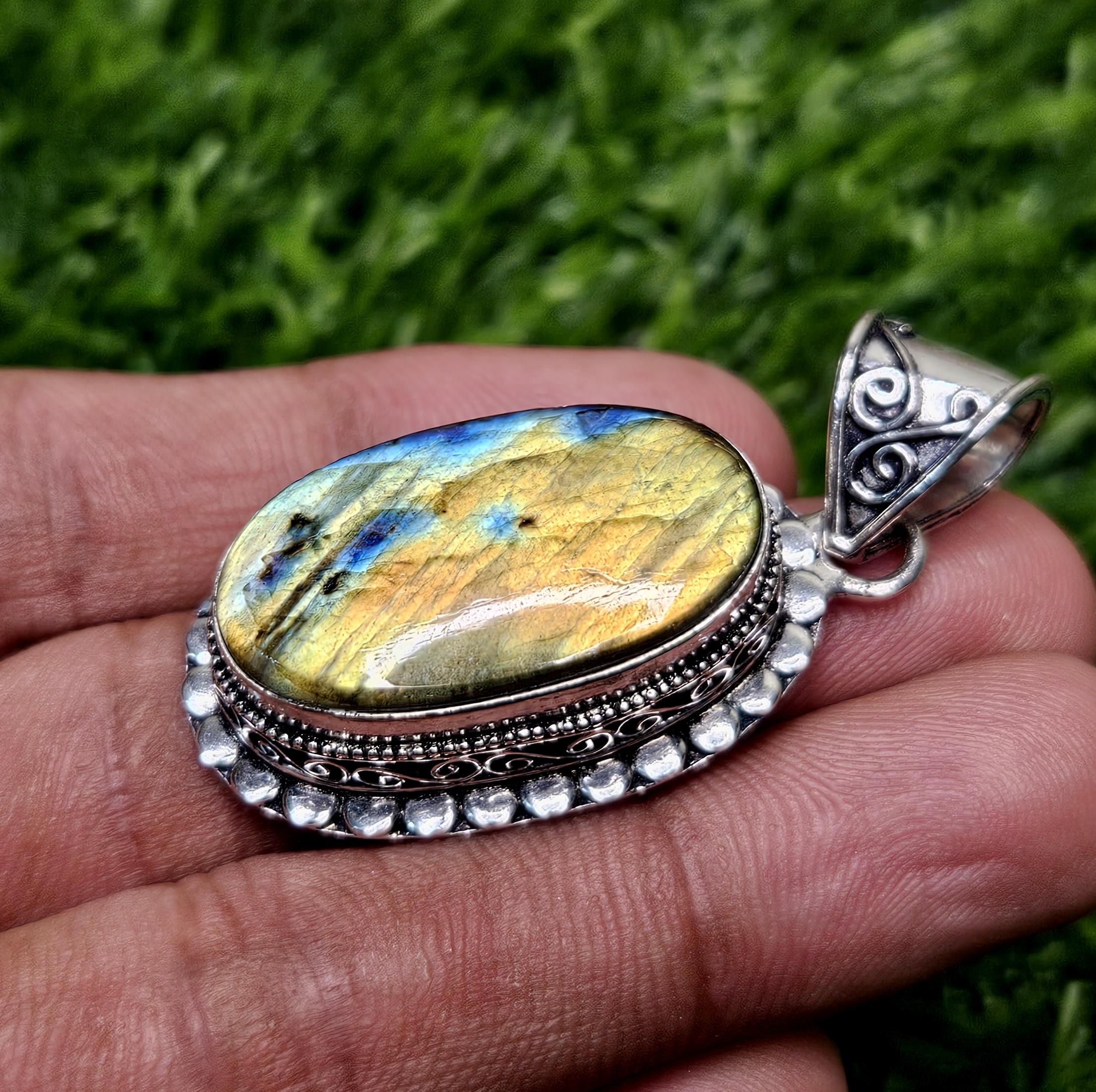 

Подвеска из натурального многоцветного лабрадорита из стерлингового серебра 925 пробы с драгоценным камнем овальной формы, подвеска из лабрадорита, подарок для нее жёлтый