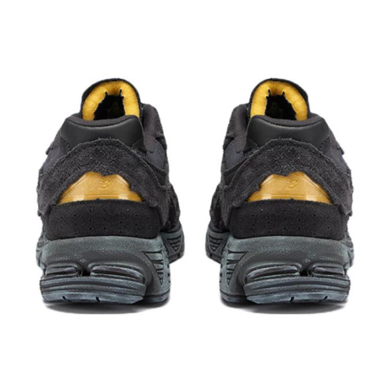 New Balance 2002R Lace Up Sneakers Sneakers M2002RDB