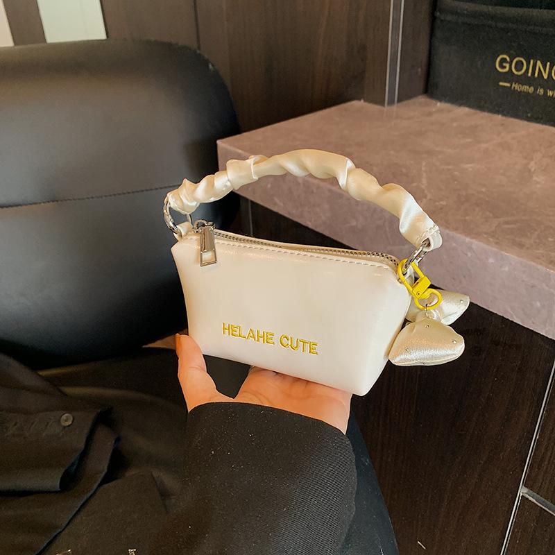 

Popular bags women s new trendy high-end texture handbags niche versatile commuter messenger bags