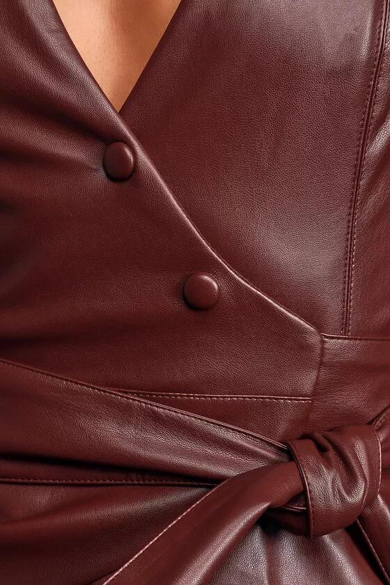 Women Top Burgundy Sleeveless Party Wear Handmade Lambskin Leather Stylish Casual