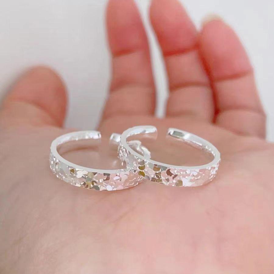 Inel Stea cu Cinci Colțuri pentru Femei - Lux Lejer, Design Coreean High-End, Bandă Argintie pentru Degetul Arătător, Perfect pentru Studente.