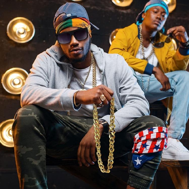 Hip Hop Kostümset 80er 90er Cosplay Outfit Schmuck Cooles Rapper-Zubehör für Damen Herren Goldkette Sonnenbrille Ringe