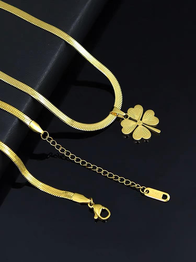 Double-Sided Four-Leaf Clover Titanium Steel Necklace - Stylish, Durable, Light Luxury