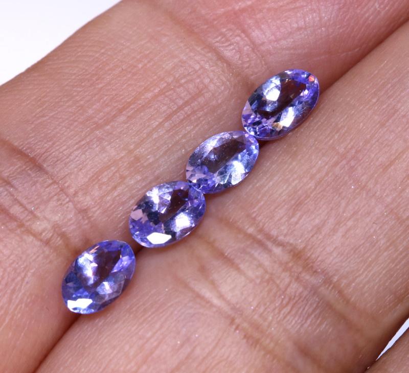 

Лот из 4 штук натуральных танзанитов цвета A, 6x4 мм, отдельные драгоценные камни овальной огранки. 6x4 mm 4 Pcs Oval Tz