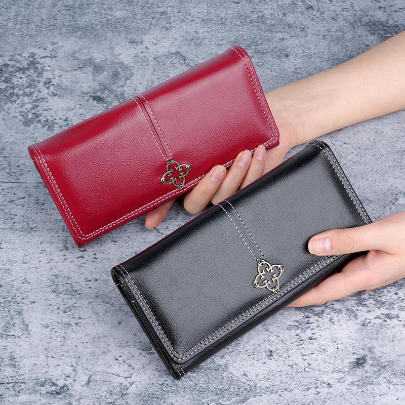 Women's Retro Long Leather Wallet - Oil Wax Zipper Clutch with Large Capacity