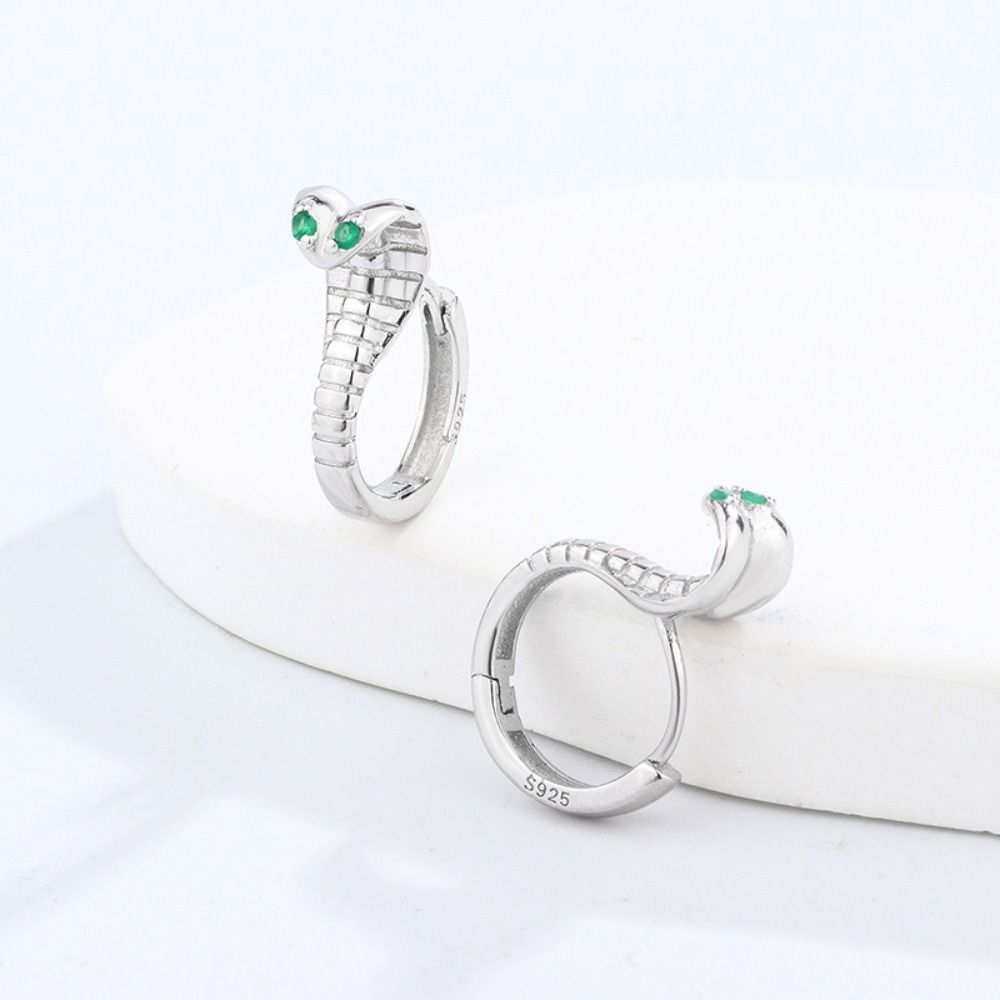 Snake-shaped Green Eye Snake Earrings Niche Design Men's Ear Hoops Fashion Ear Buckle  Daily Wear
