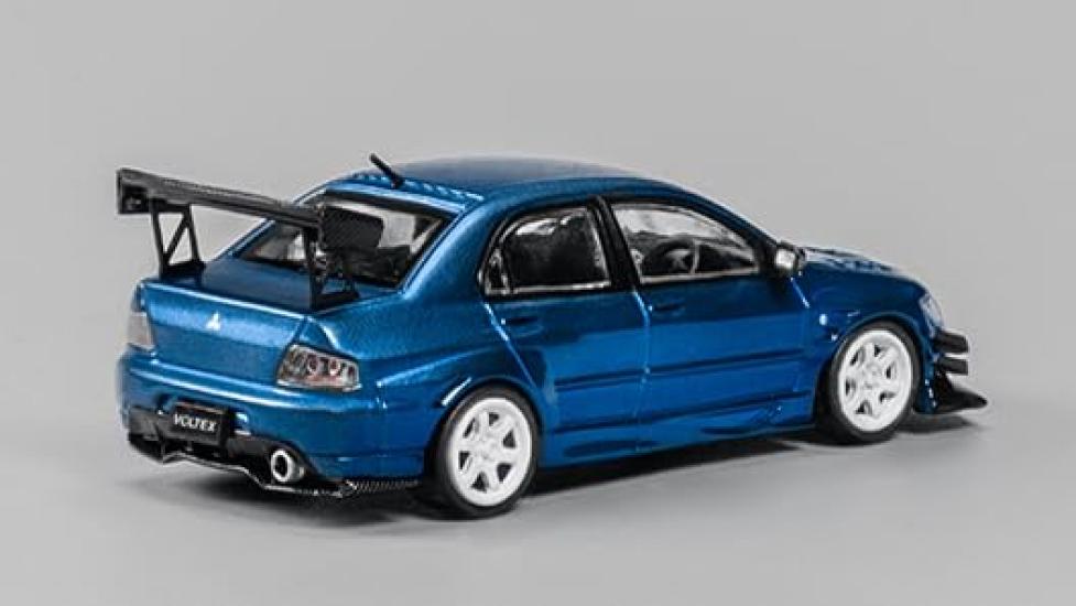 CM MODEL Mitsubishi Lancer Evolution IX Metallic Blau Fertigprodukt 1/64