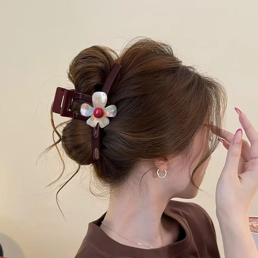 Iridescent Flower Hair Claw Clip for Women - Elegant Korean Style Bun Accessory 2026