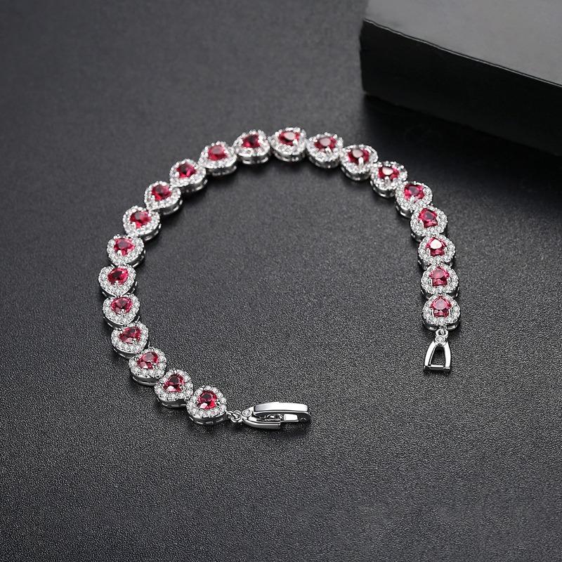 Herzliches 4x4 Valentinstagsgeschenk: modisches Damenarmband mit pavé-gesetztem Kupfer und Zirkonia