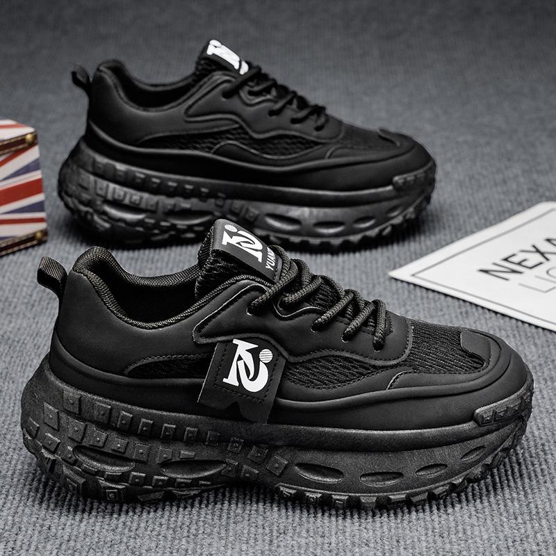 

Новые модные мужские кроссовки Four Seasons с толстой подошвой для студентов и мальчиков, трендовые кроссовки с мягкой подошвой, дышащие, повседневные кроссовки для бега 44 чёрный