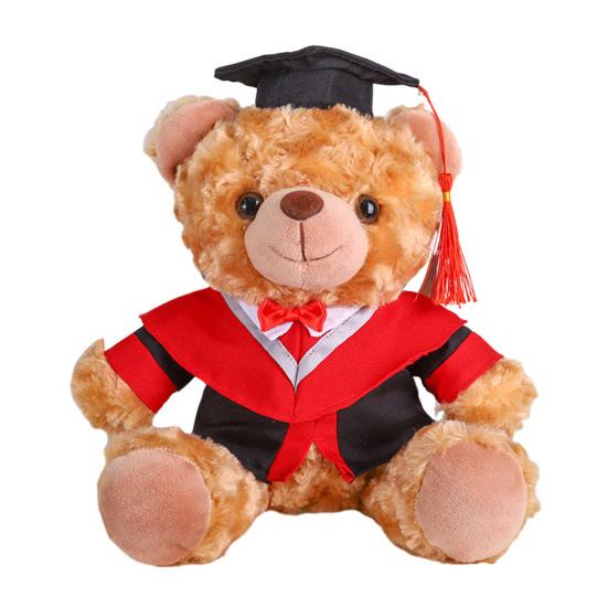 Plyšový medvídek absolvent 2025 s talárem, čepicí a střapcem, roztomilý hnědý absolvent