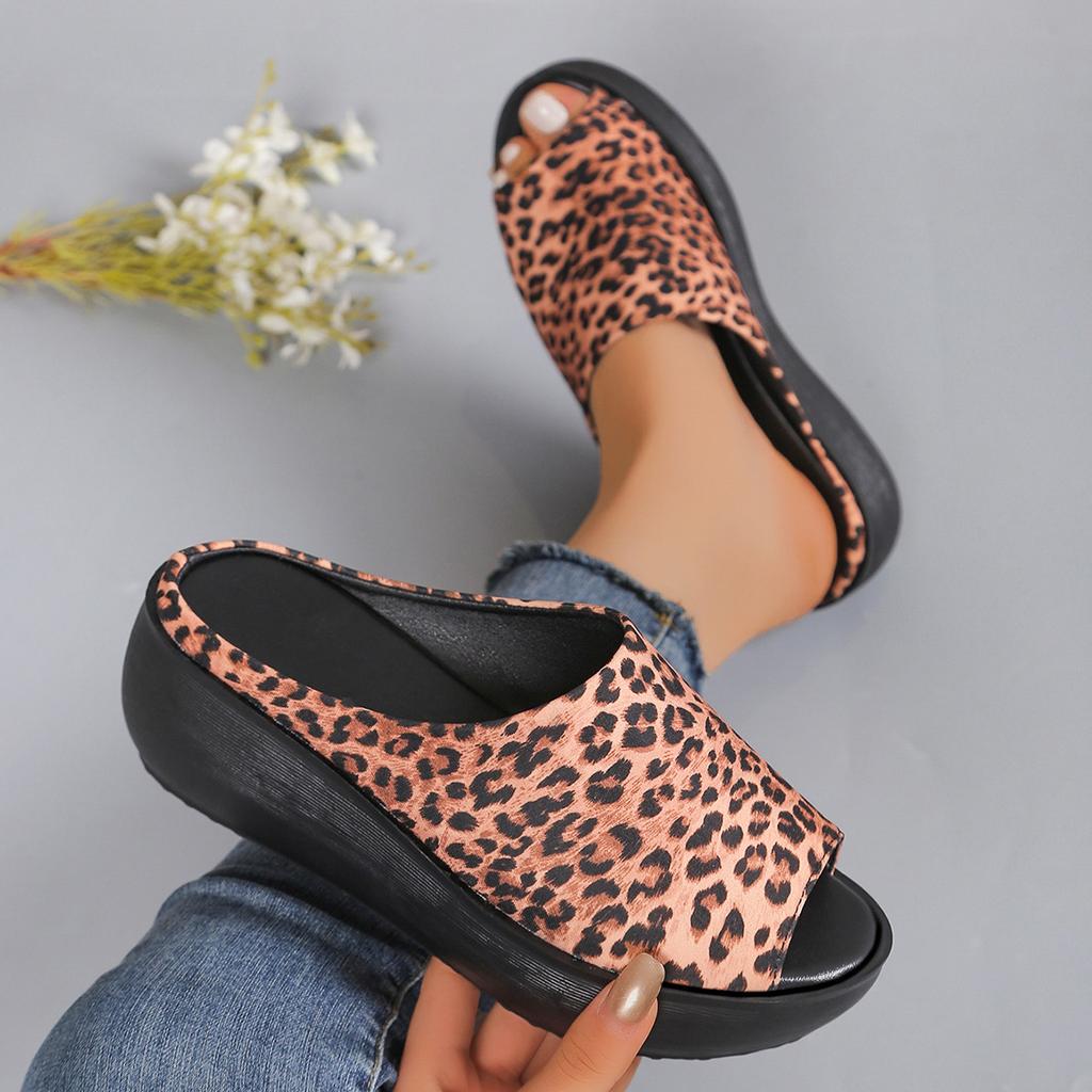 Fashion Mid Heels Women Platform Slippers Summer Wedges Leopard Shoes 2025 New Slingback Sandals Retro Flip Flops Casual Beach Sandalias