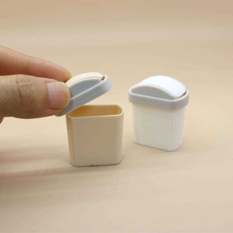 1Pcs Mini Flip Cover Trash Can Dustbin Miniature Toy Model Scene Doll House Accessories Simulation Mini Waste Bin