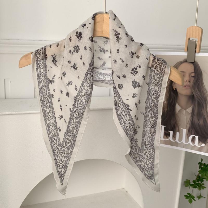 Cashew Flower Silk Scarf, Scarf, New Retro Headscarf, Headband, Jeans, Waist Accessories, Triangular Scarf, Waist Fart Curtain.