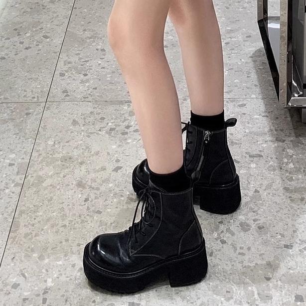 Yuanlitong winter new platform Martin boots women's British style front lace-up cool women's boots wear high-end short boots