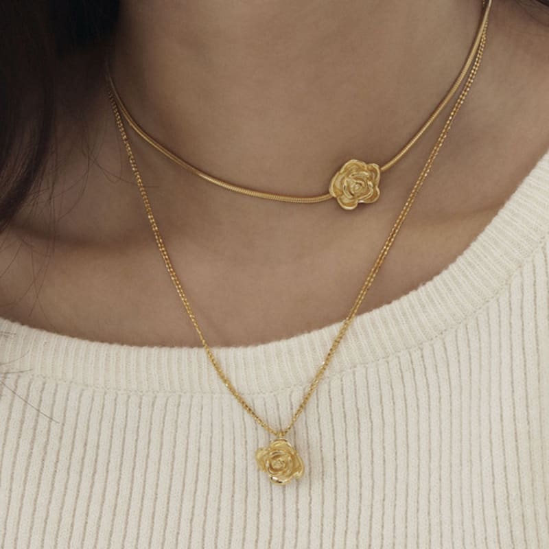M.atur Rose Day Necklace 01