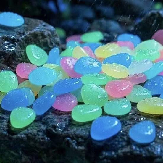 1.5cm Luminous Stones, Glow in The Dark Garden Pebbles, Outdoor Glowing Rocks, Decorative Glowing Pebbles for Pathway Patio Yard Aquarium Fish Tank