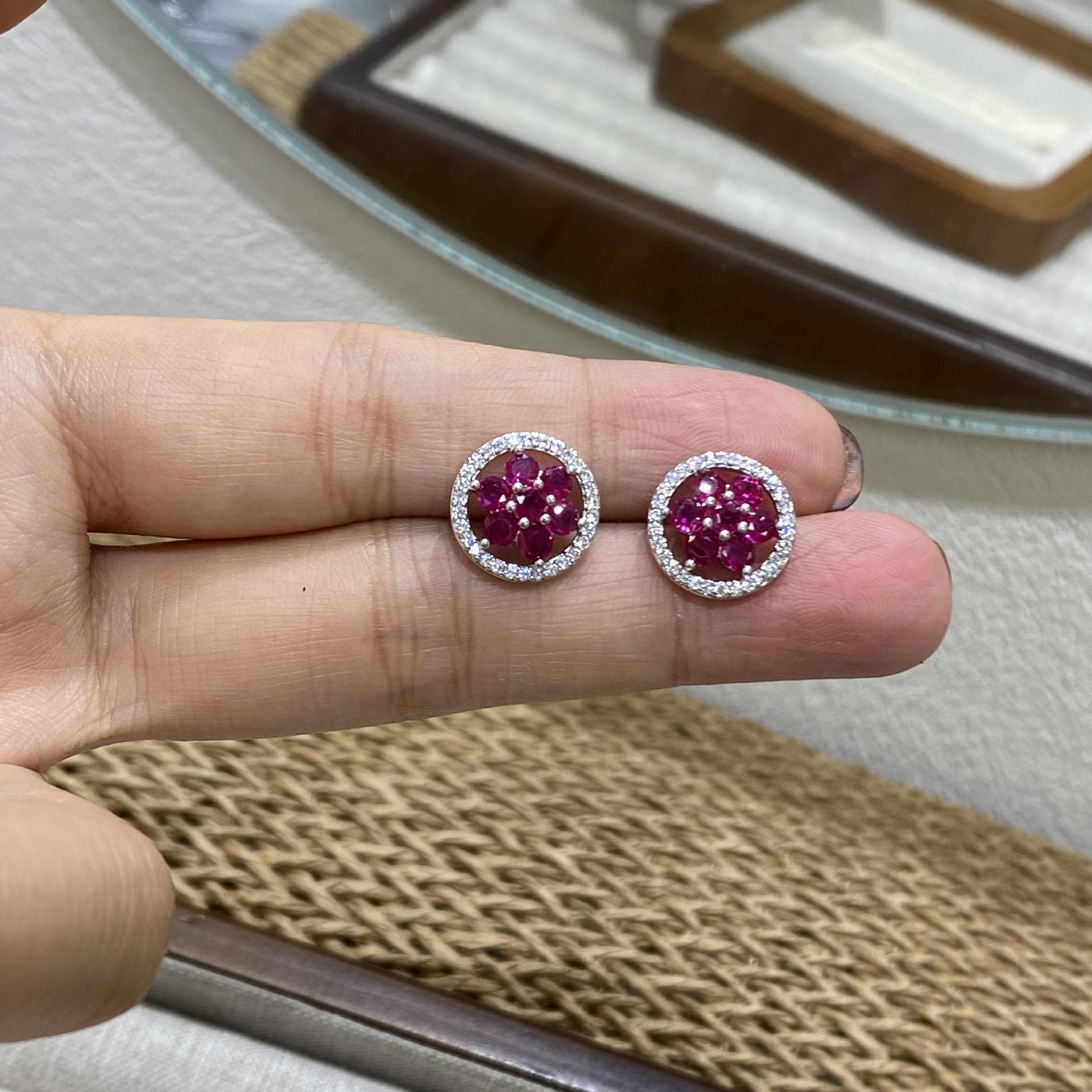 Niche Fashion Round Honggang Flower Earrings Copper Micro-Inlaid Zircon Flower Simple Design Temperament Versatile Decoration