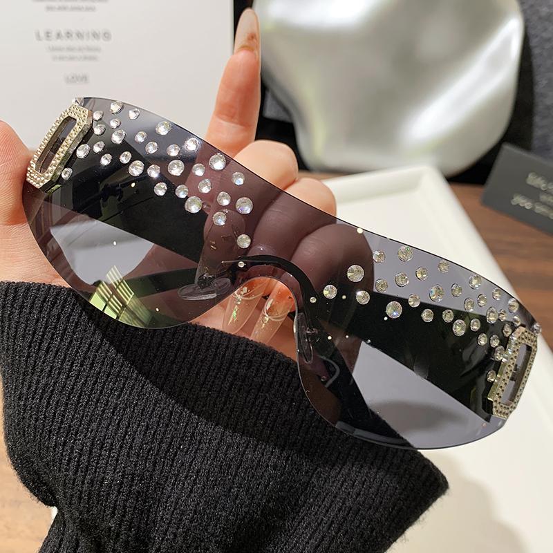 Nuevas Gafas de Sol de Moda Hechas a Mano con Diamantes para Mujer de Montura Grande Sin Bordes Gafas de Sol con Diamantes Gafas de Sol de Caja de Moda 81043-1