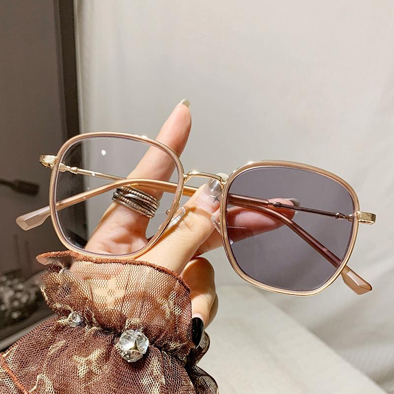 Korean-Style Photo-Sensitive Tinted Nearsighted Glasses Large Frame For Women Ultra-Lightweight Plain Appearance 9315