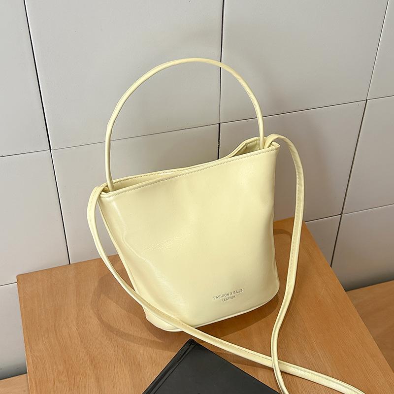 Summer fashion portable small bag women 2025 new simple bucket bag solid color versatile shoulder messenger bag