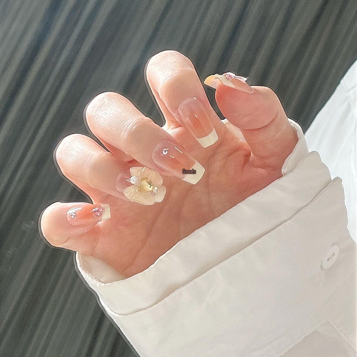 

Blush French Edge Rhinestone Press-on Nails: Cute & Fresh Design Glue Version