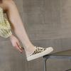 Leopardenmuster Halbschuhe Damen Sommer dünn Canvas atmungsaktiv und leicht Tasche Kopf halbe Stützschuhe tragen weiße Schuhe