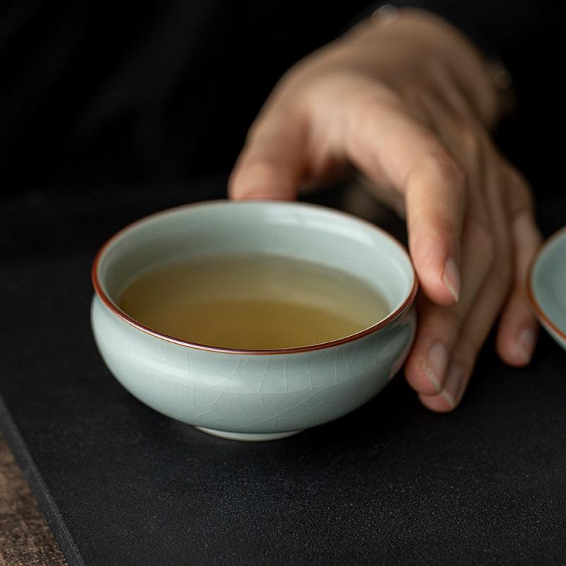 

Gourd Ru Kiln Travel Tea Set Portable Outdoor Camping Tea Cover Bowl Kuaike Cup One Pot Two Cups Gift Box