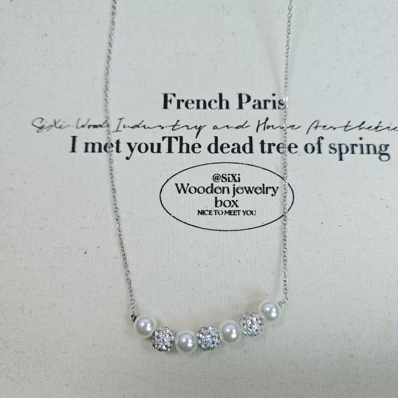 

French Luxury Rose Pearl Clavicle Necklace - Elegant Fragrant Style