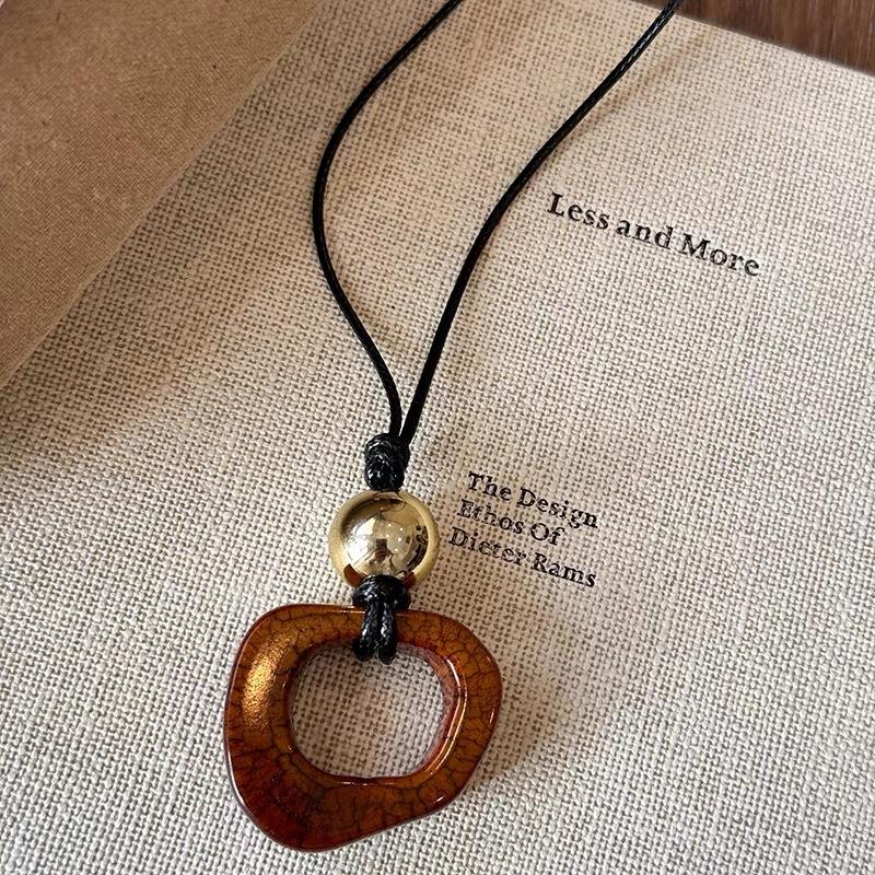 Korean Irregular Pendant Necklace Design Niche Personality Unique Versatile Sweater Chain