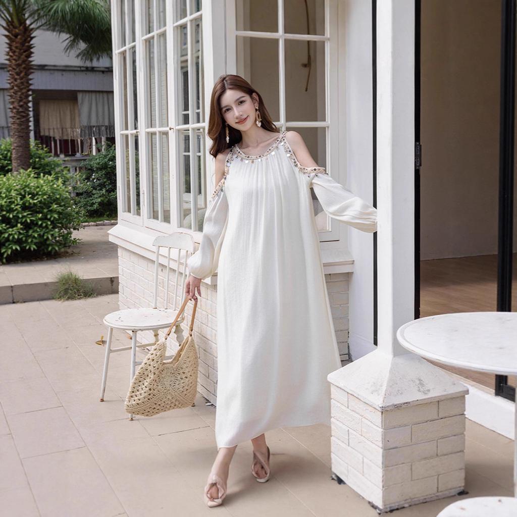New French Off-the-shoulder Lace Dress Women's Spring New Temperament Beautiful Fairy Seaside Vacation Pine