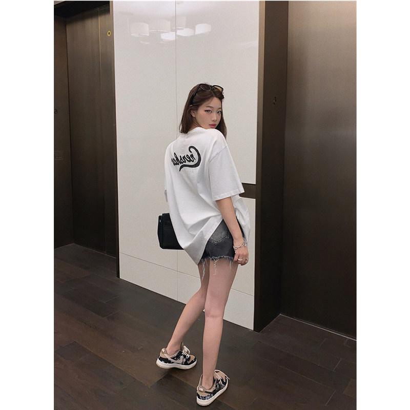 Women's Plus Size Rose Red Loose Cotton T-Shirt - Short Sleeve, Medium-Long, Casual Fit, Coverage for Comfort