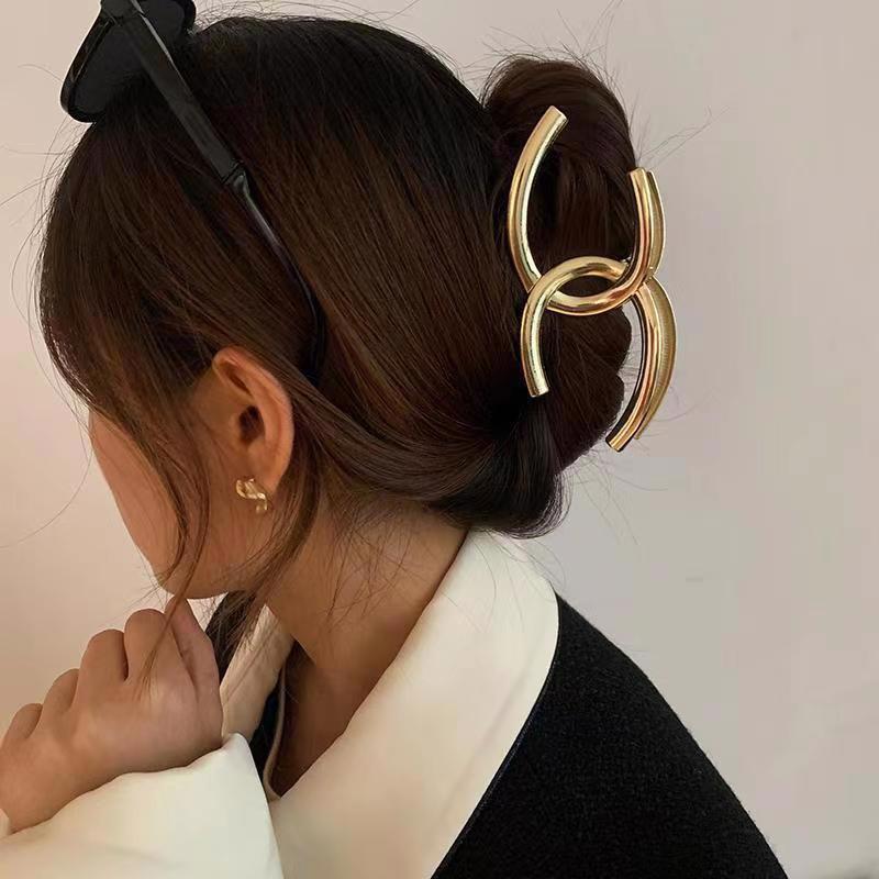 Pinza a morsetto in metallo ad alto livello con fiocco per capelli 2024 per donna: Pinza per Capelli a Forma di Squalo, Grande, Elegante, Stile Freddo, per la Nuca