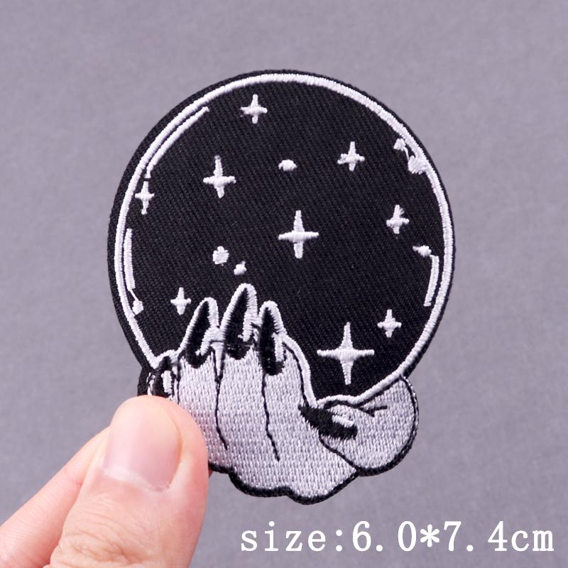 Skull Punk Patch Iron On Patches For Clothing Hip Hop Animal Embroidered Patches On Clothes Stripe Badge Embroidery Patch Decor